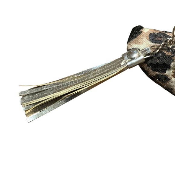 Justice Girls Leopard Print Fanny Pack Sequin Tassel Accent Adjustable NWOT - Picture 4 of 8